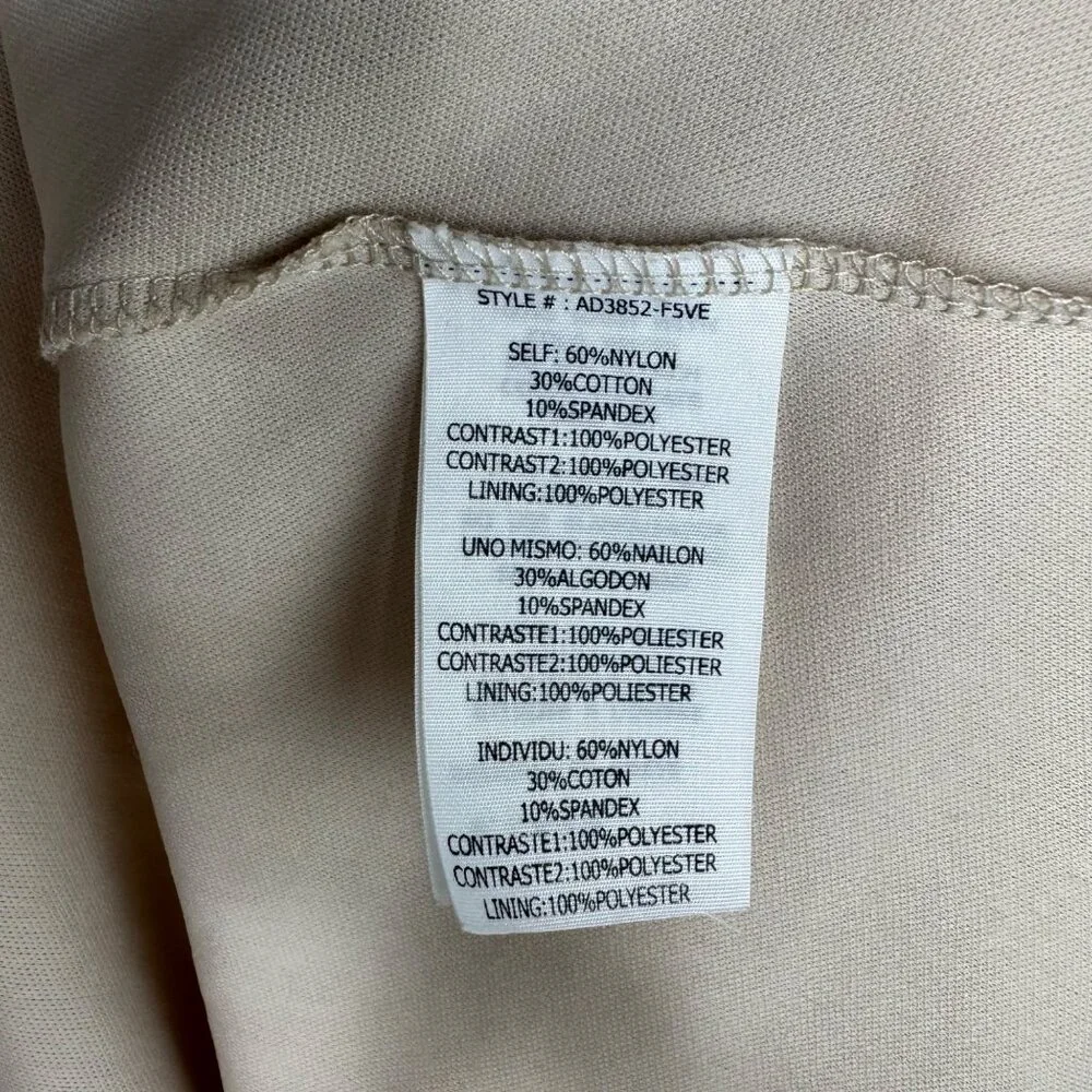 AReve scoop neckline